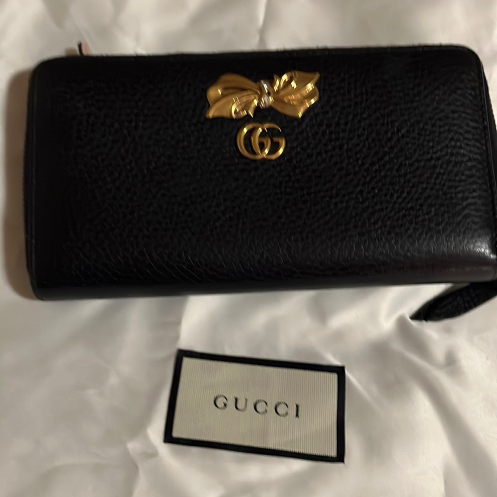 Gucci Black Grain Leather Wallet